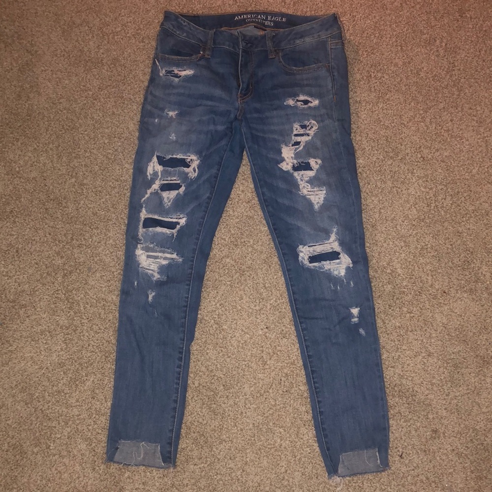 American eagle ripped jegging